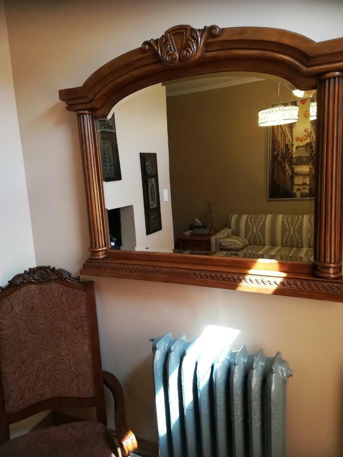 Vieux-Old Farnham Appart-Condotel Zewnętrze zdjęcie