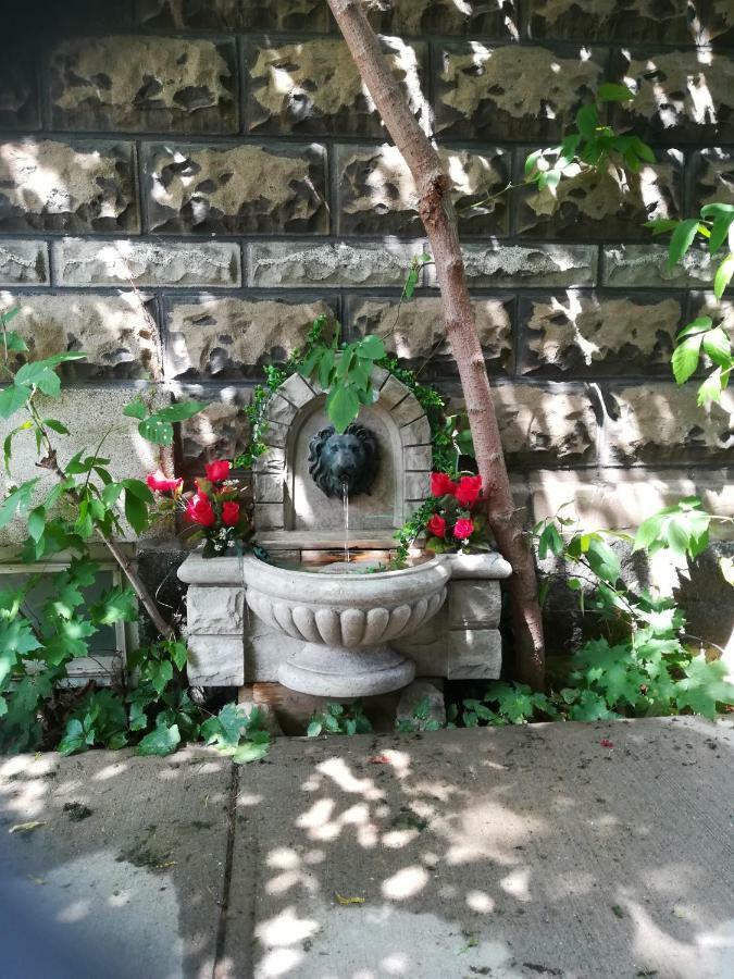 Vieux-Old Farnham Appart-Condotel Zewnętrze zdjęcie